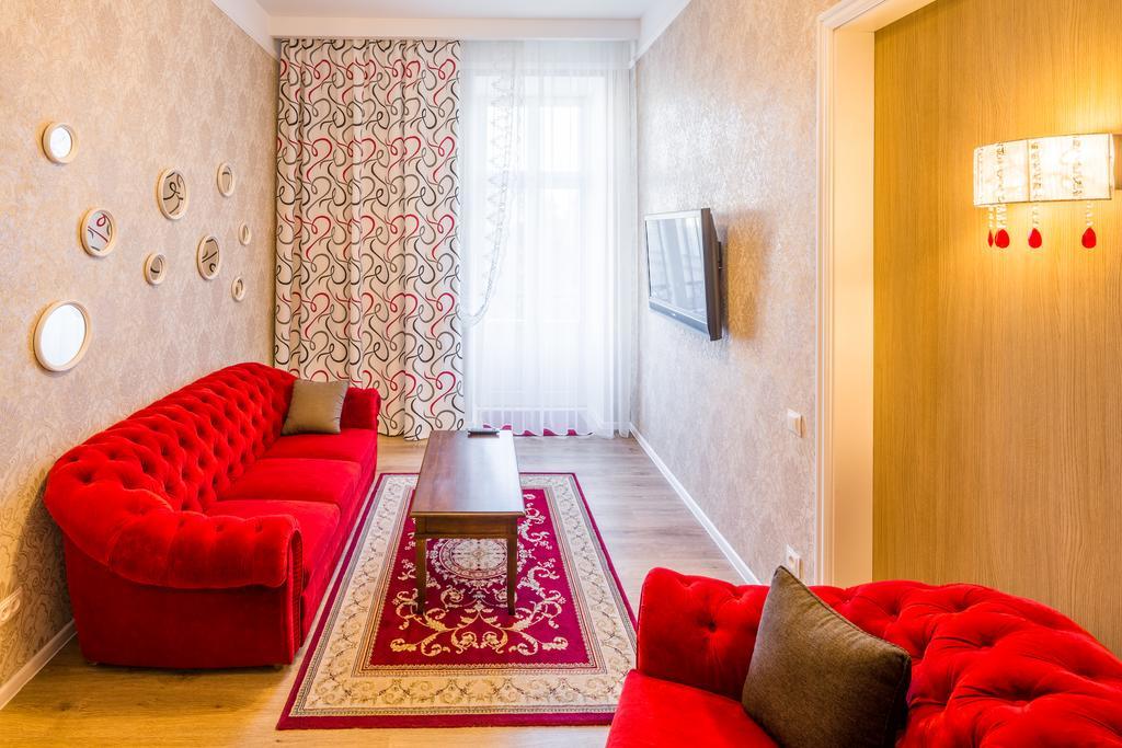 Lviv Apartments Стая снимка